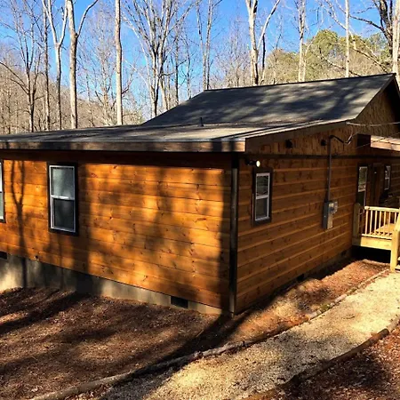 Treetops Retreat